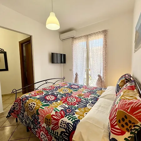 New Naxos Village Bed & Breakfast 4*